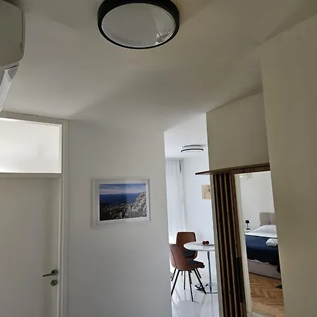 Frane Apartmán *